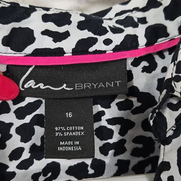Lane Bryant Snow Leopard Print Button Down Shirt Woven Animal Print Women's 16 - Picture 3 of 9